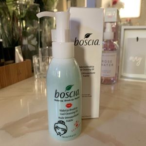Makeup breaking cool cleansing oil